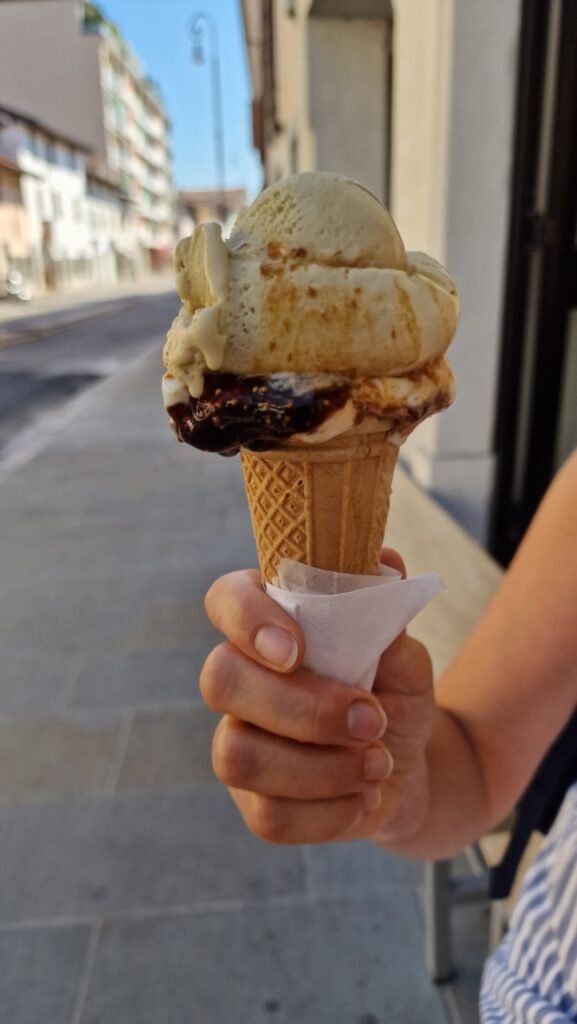 Mascarpone and fig ice cream Cuore di panna