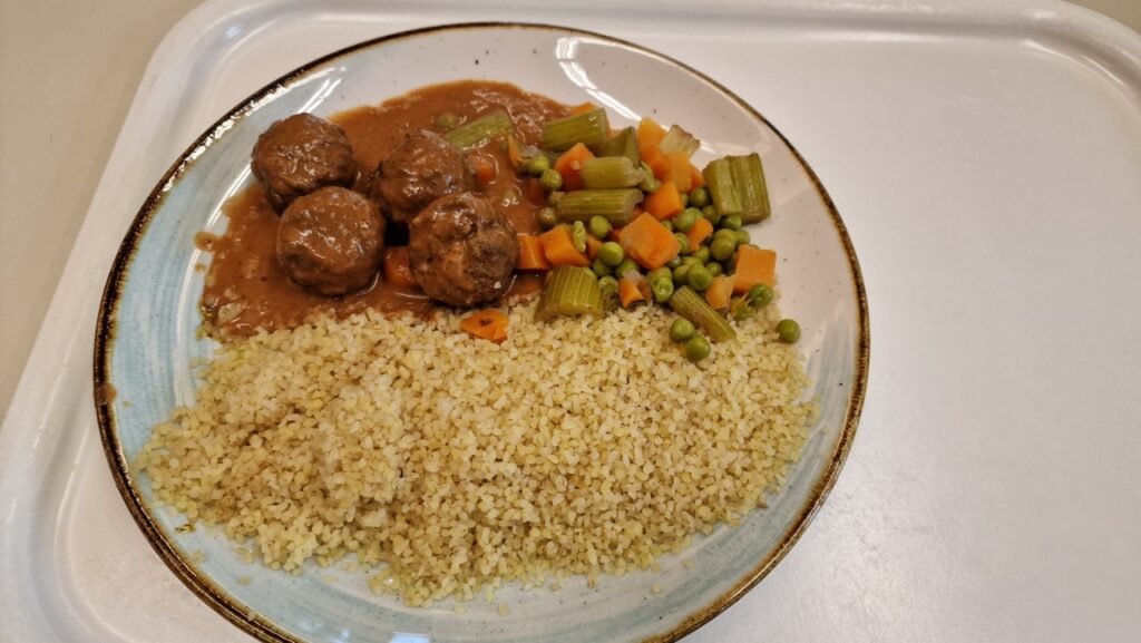 Zurich University canteen tandoori meatballs